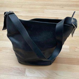 Vintage Coach Bucket Bag; Black